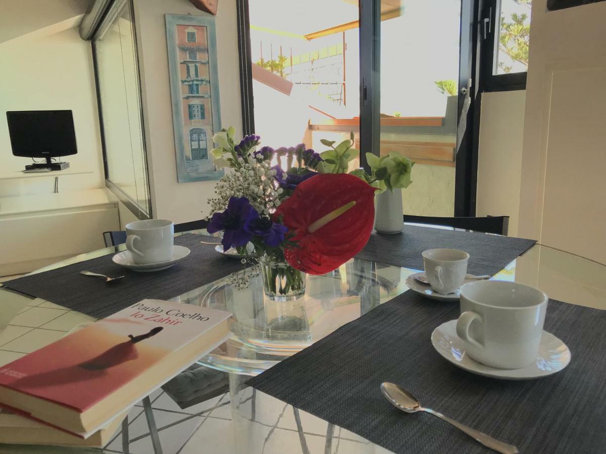 Apartament Mansarda Luminosa In Centro Sul Mare - Attic By Sea San Remo Zewnętrze zdjęcie