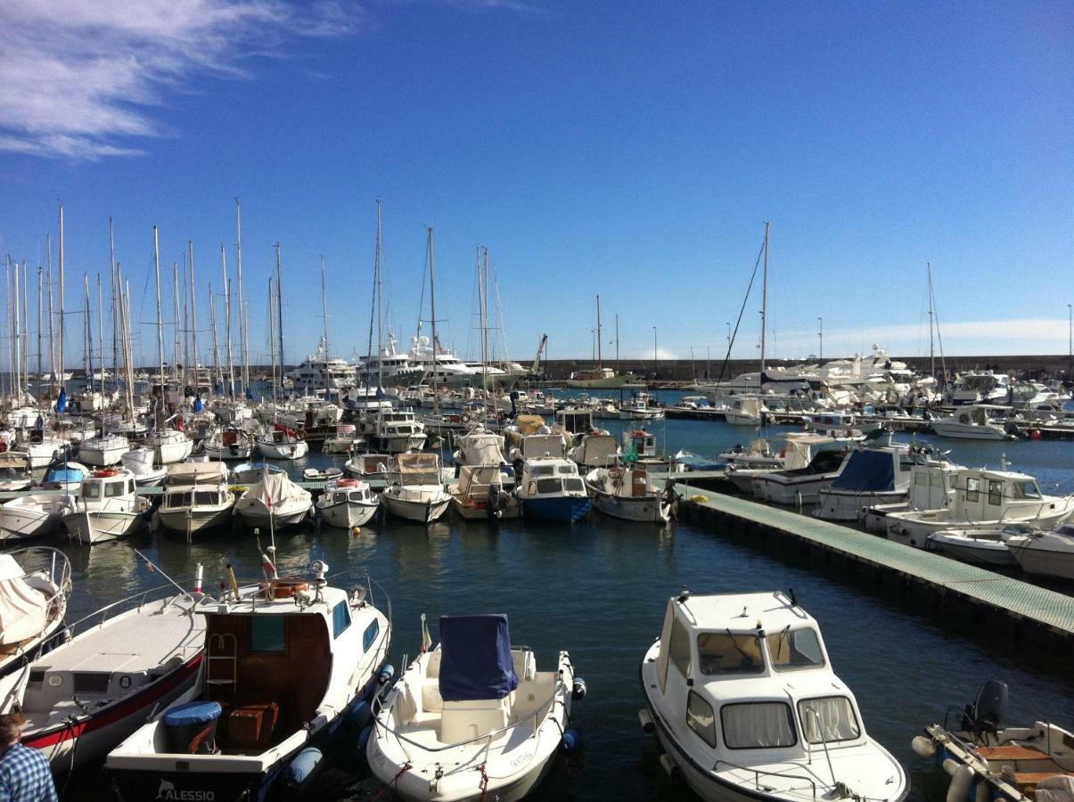 Apartament Mansarda Luminosa In Centro Sul Mare - Attic By Sea San Remo Zewnętrze zdjęcie